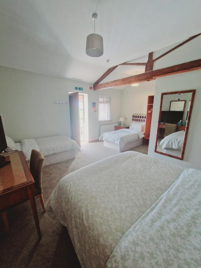 The Bosville Arms Rudston Eksteriør billede